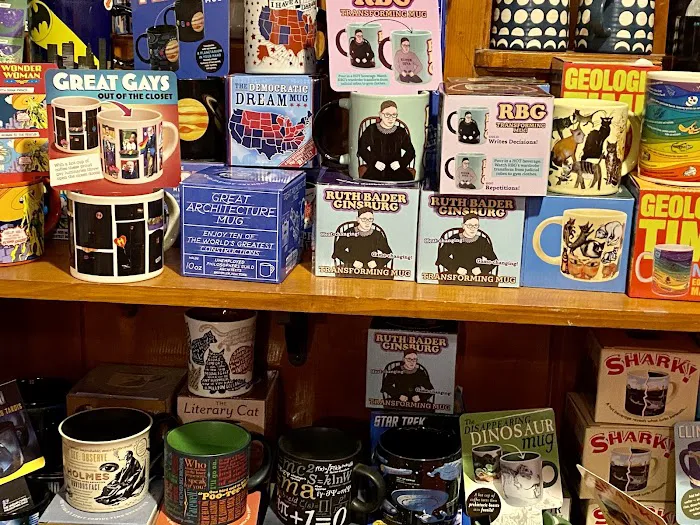 Emack & Bolio's Cake & Gift Shop Picture 6