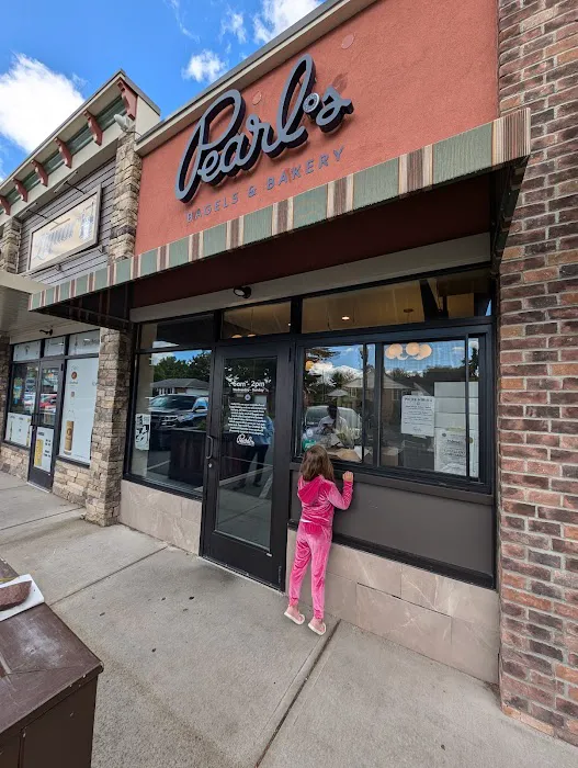 Pearl's Bagels & Bakery Picture 1