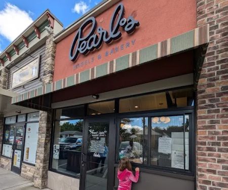 Pearl's Bagels & Bakery