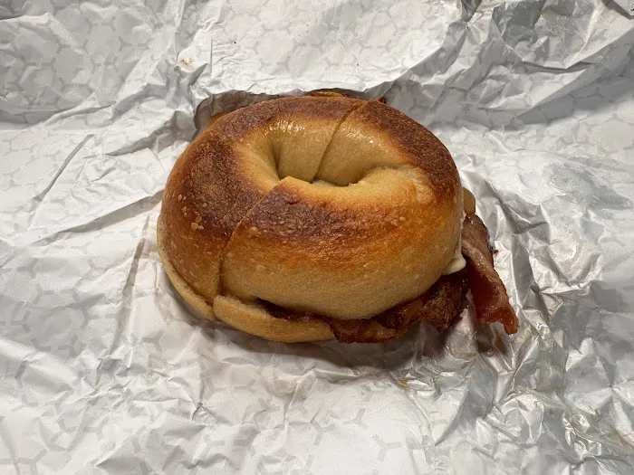 Pearl's Bagels & Bakery Picture 6
