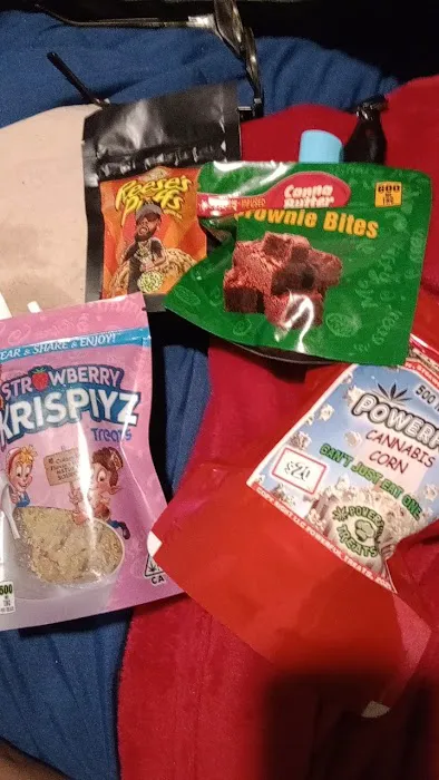 Powerful treats Picture 1