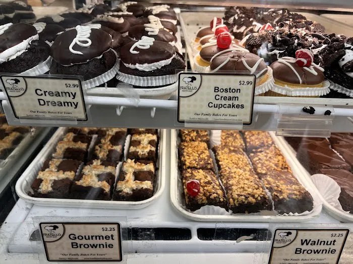 Fratelli's Pastry Shop (Weymouth) Picture 2