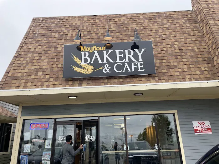 Mayflour Bakery & Cafe Picture 2