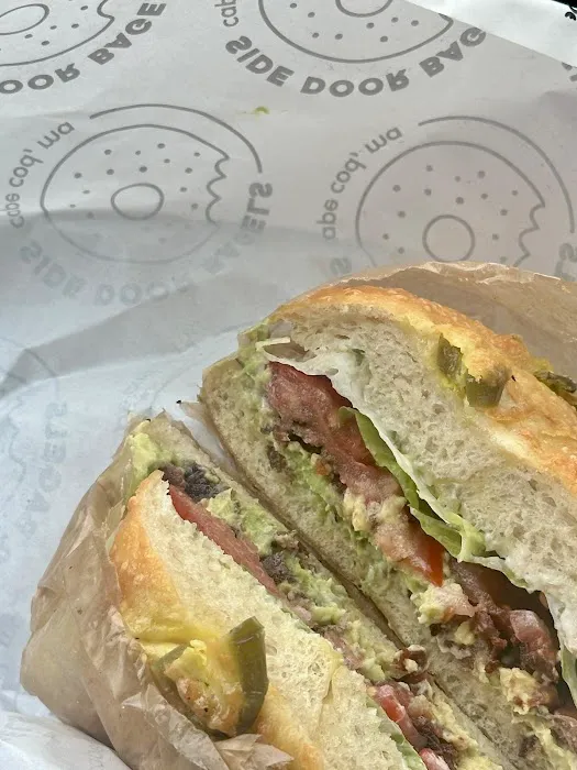 SIDE DOOR BAGELS Picture 3