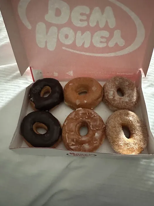 Honey Dew Donuts Picture 10