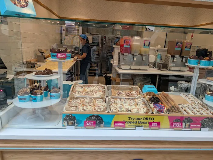 Cinnabon Picture 2