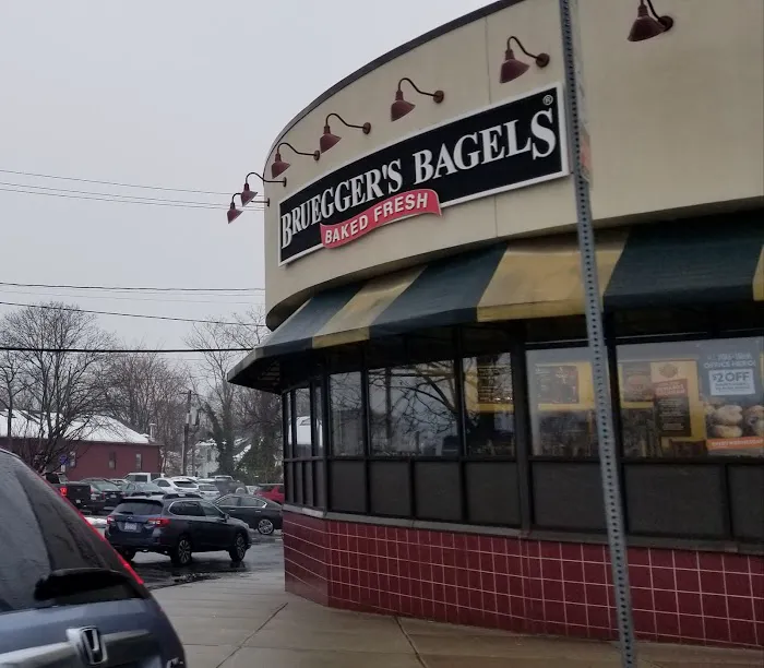 Bruegger's Bagels Picture 9