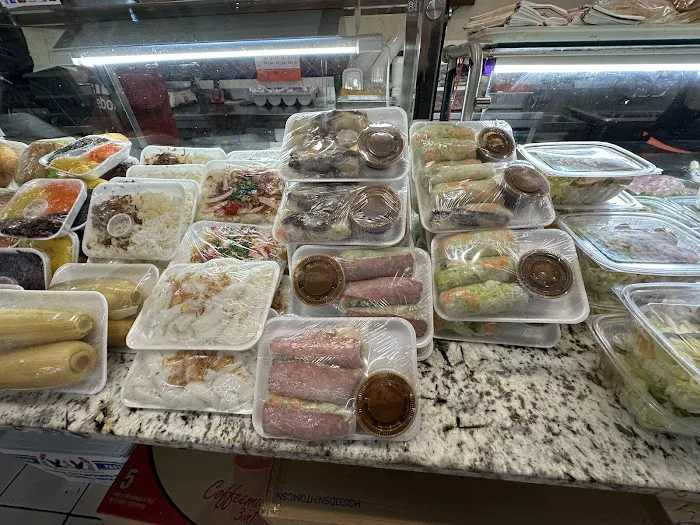 Bánh Mì Ba Lẹ Picture 9