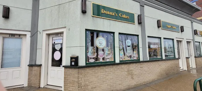 Donna's Cakes Picture 1