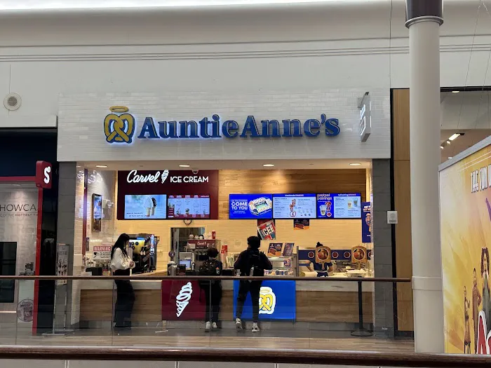 Auntie Anne's Picture 9