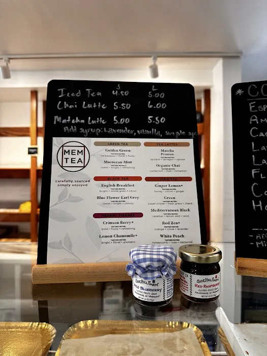 Le Petit Four Bakery Picture 7