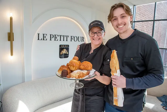 Le Petit Four Bakery Picture 10