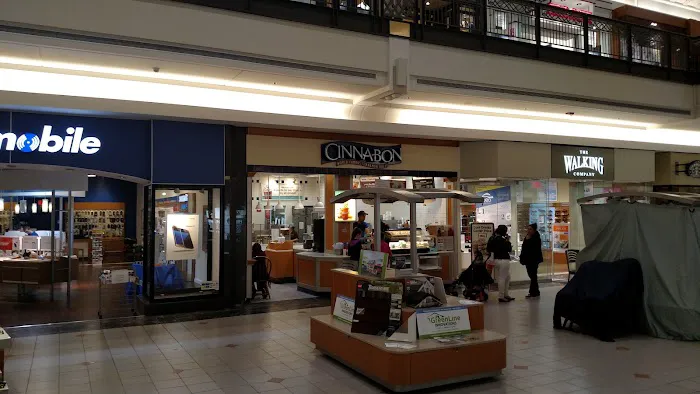 Cinnabon Picture 8