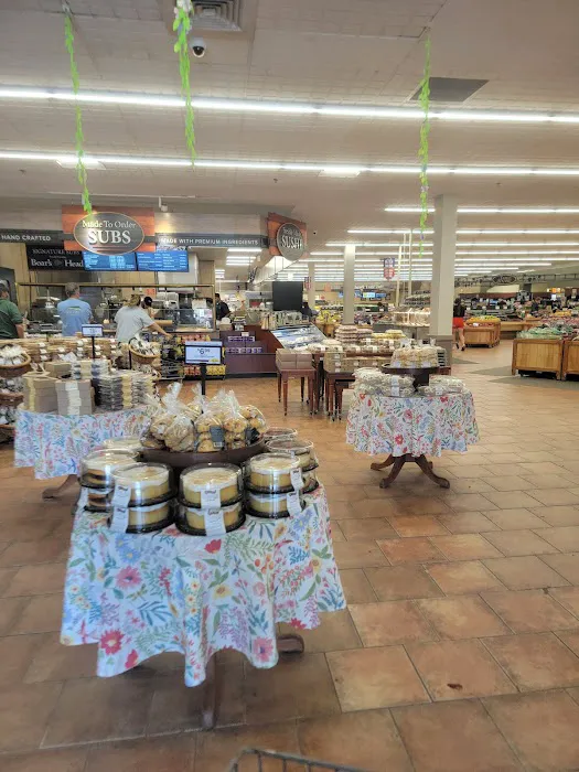 Big Y Bakery Picture 2
