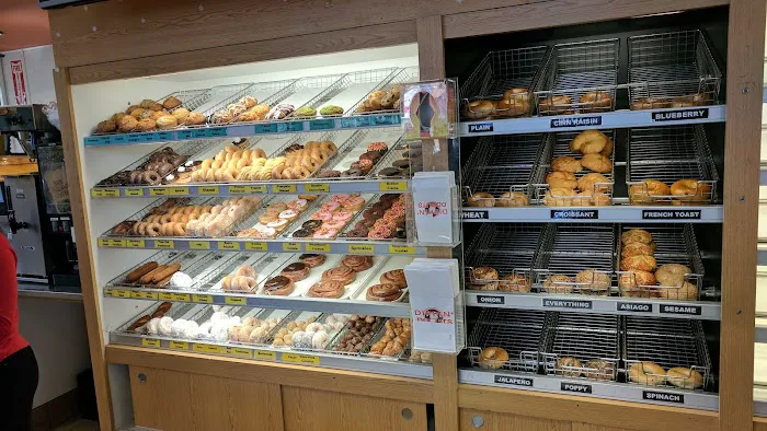Dippin' Donuts Picture 8