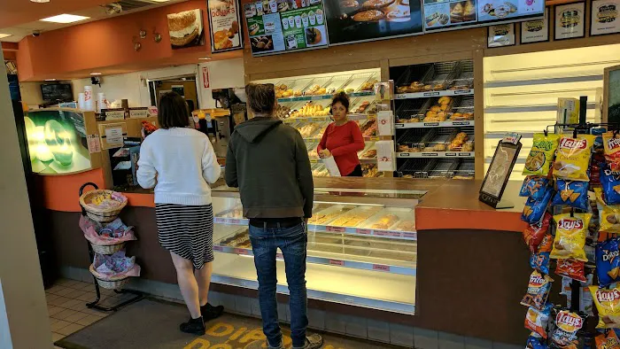 Dippin' Donuts Picture 6