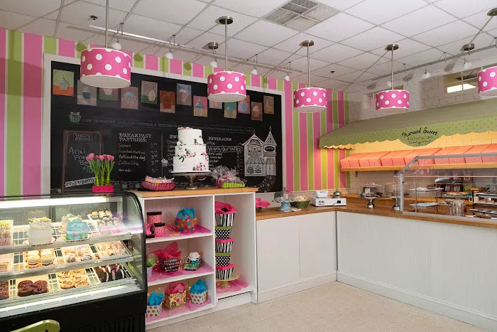 Harvard Sweet Boutique Picture 1