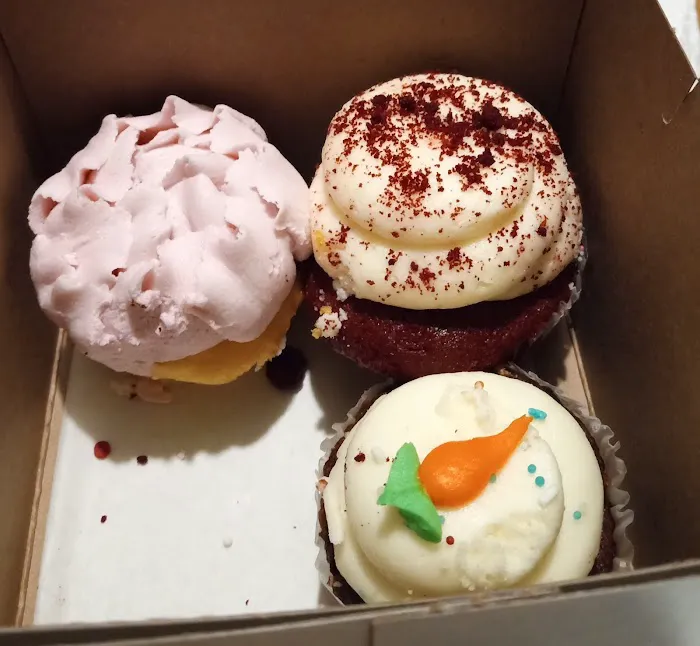 Harvard Sweet Boutique Picture 7