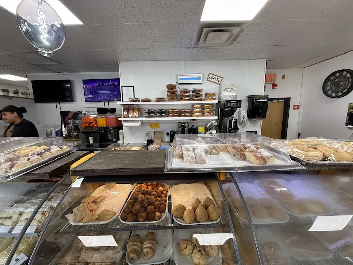 Brazilian family Bakery Picture 6