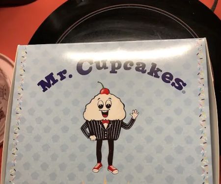 Mr. Cupcakes