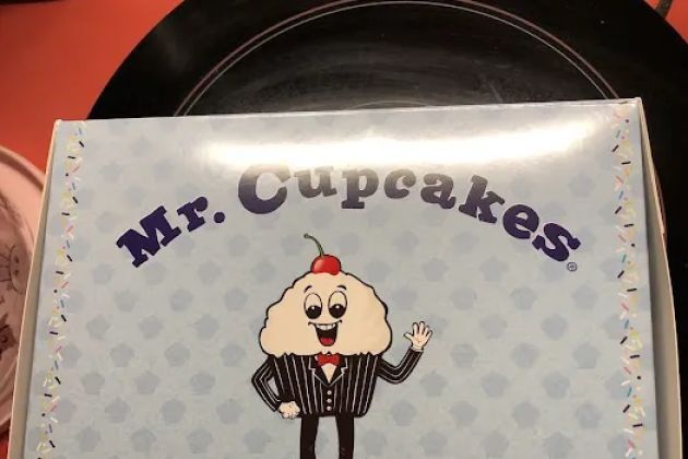 Mr. Cupcakes