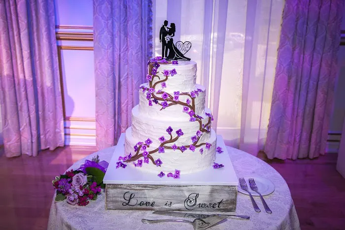 David's Custom Cakes Picture 9