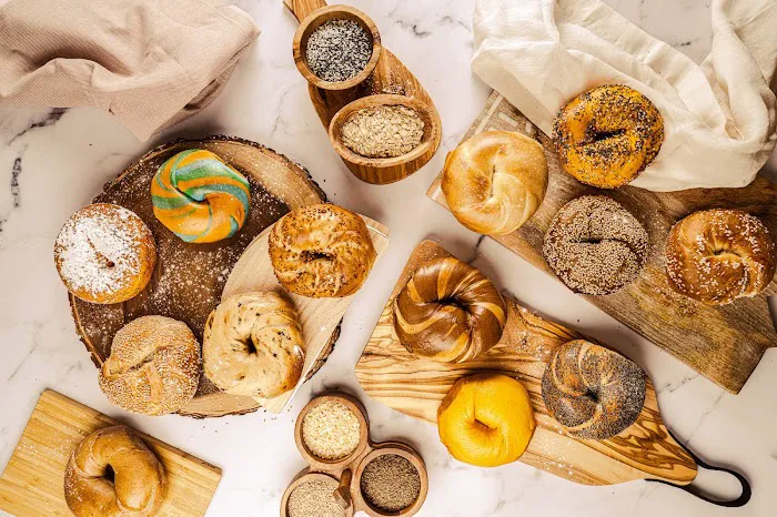 Carlos Bagel Shop Picture 9