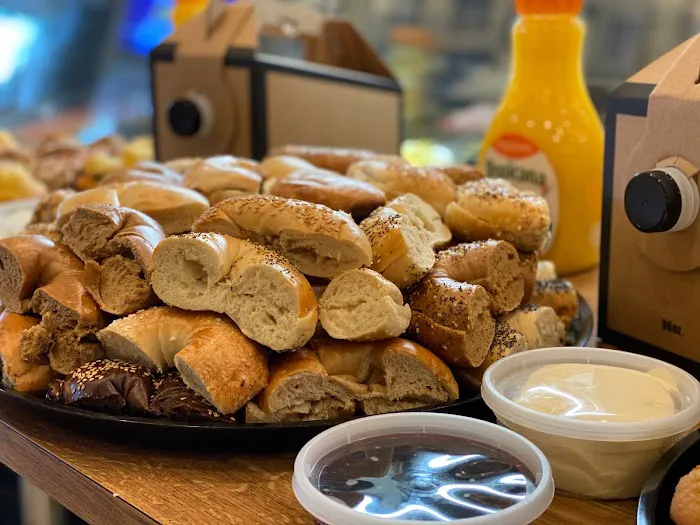Sunrise Bagels Cafe & Deli Picture 7