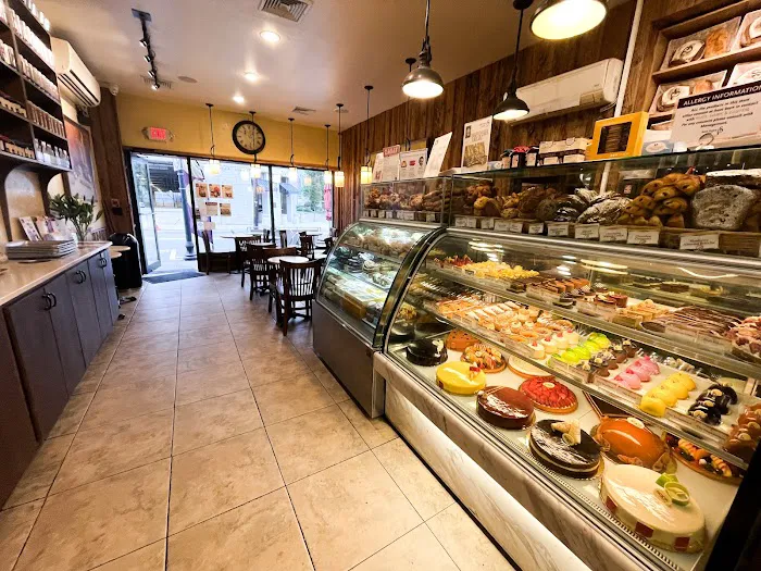 Sook Pastry Picture 8