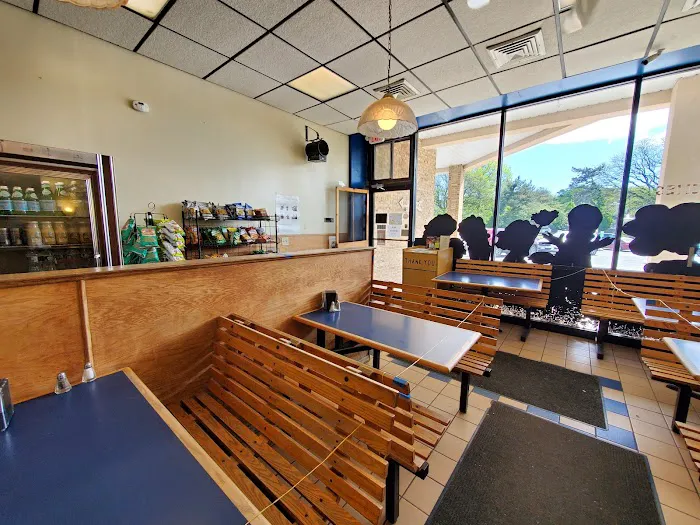 Celebrity Hot Bagels & Deli Picture 1