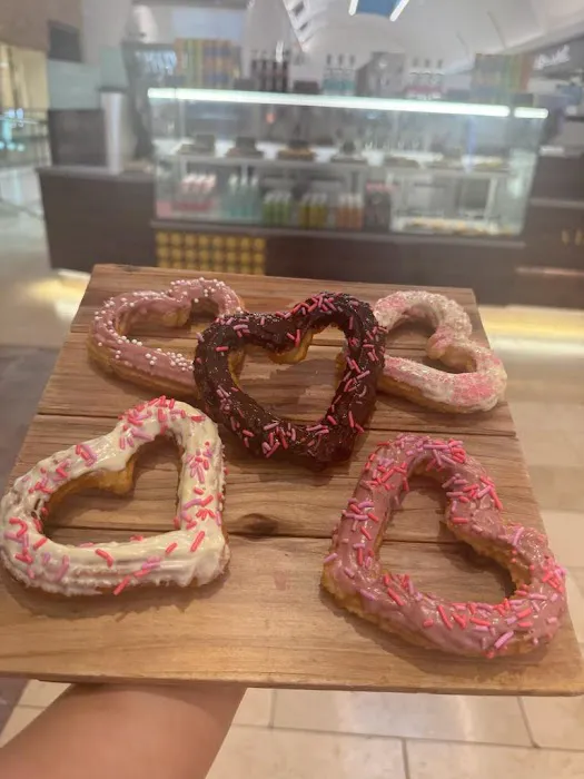 Mimi & Pin Churros and Donuts Picture 7