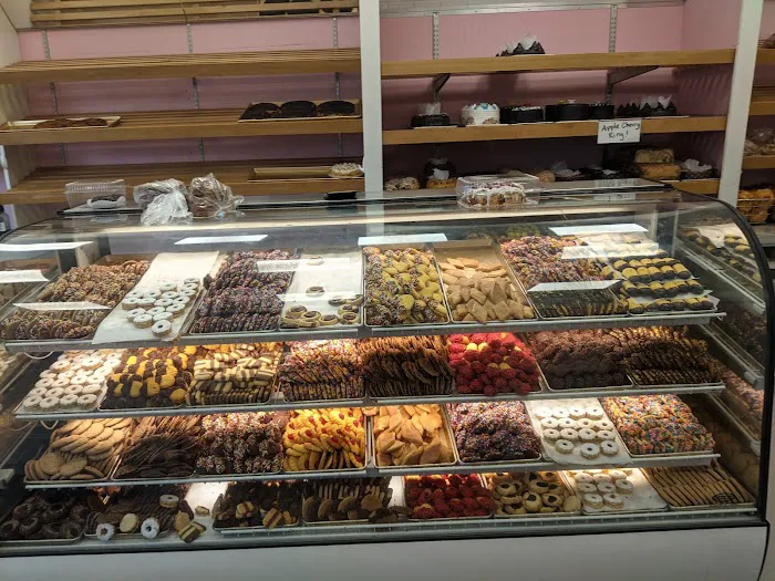 Zadies Kosher Bake Shop Picture 7