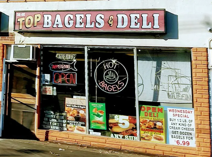 TOP BAGELS & DELI Picture 1