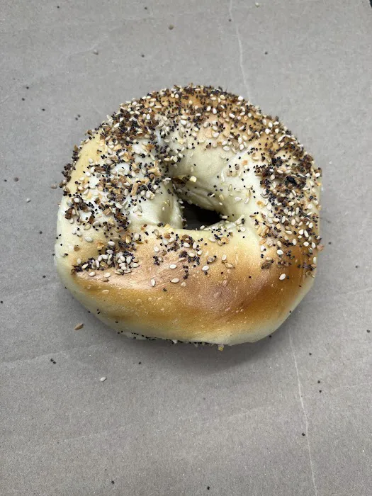 TOP BAGELS & DELI Picture 2