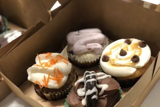 Momu2019s Bakery