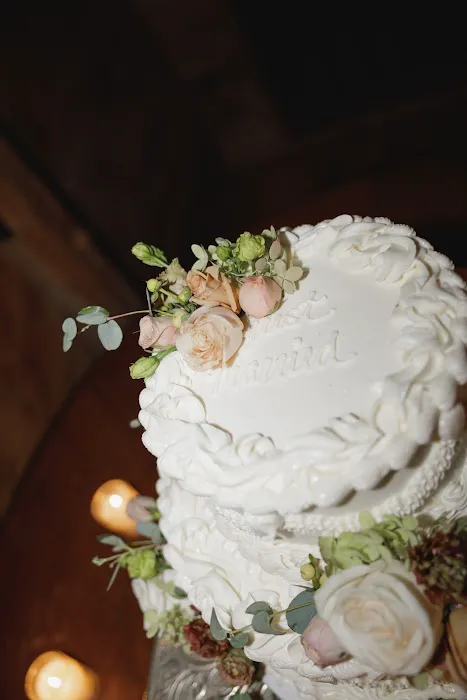 Coccadotts Cake Shop Picture 4