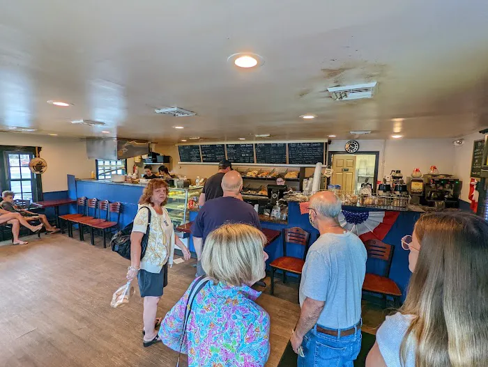 Bagels & Beyond Picture 7