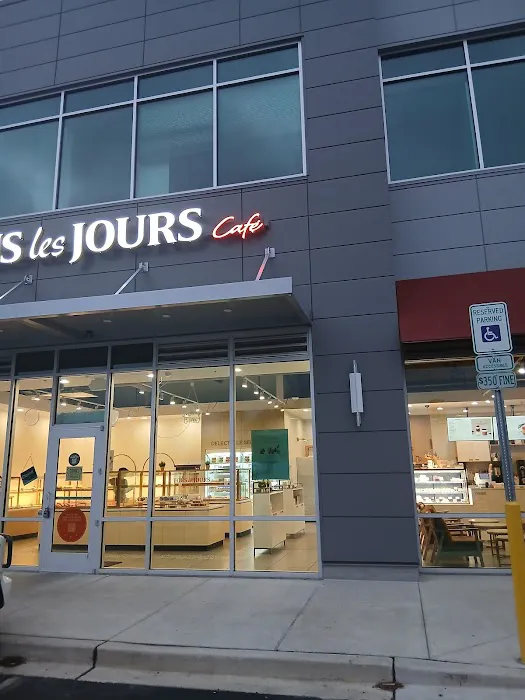 Tous Les Jours Café Picture 9
