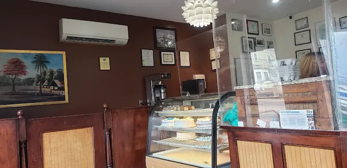 Le Foyer Bakery Picture 10