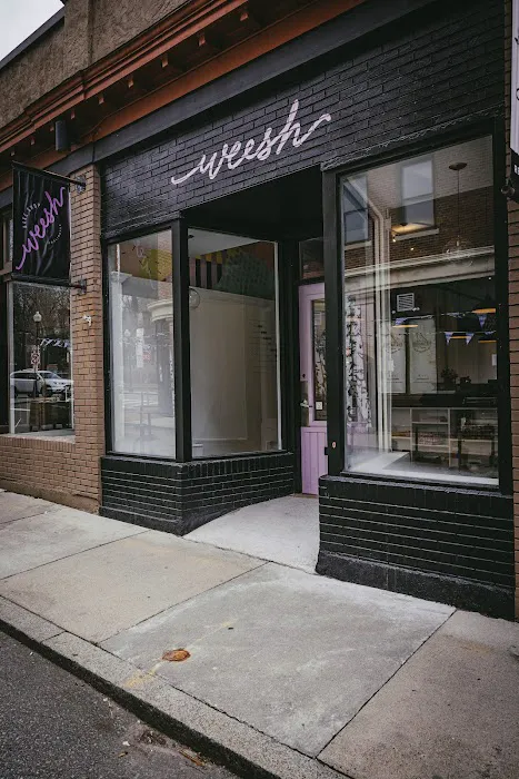 Weesh Bake Shop Picture 2
