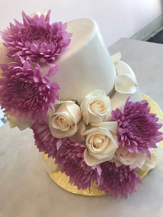 Delectable Desires Pastries Picture 5