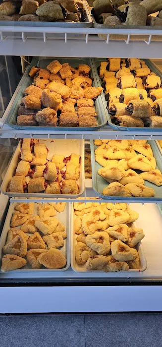 Cheryl Ann's Bakery Picture 3