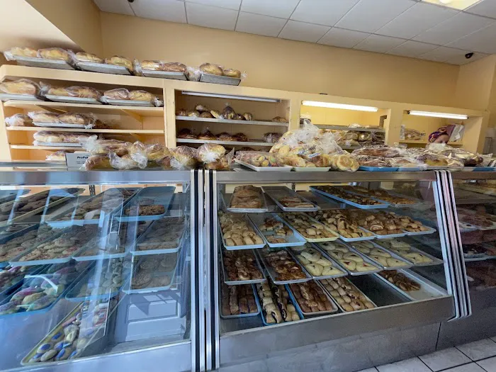 Cheryl Ann's Bakery Picture 4