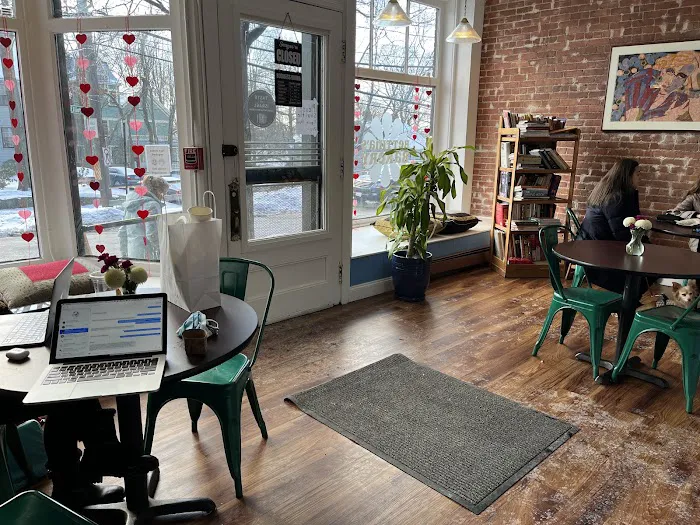 Bettina's Bakery Picture 6