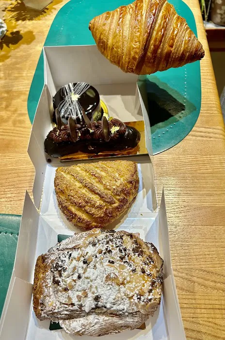 Lakon Paris Patisserie Picture 5