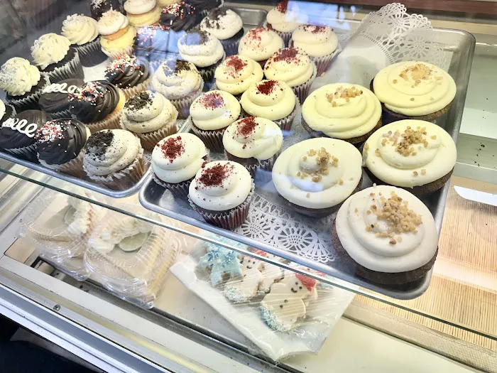 Country Desserts Bake Shop Picture 5
