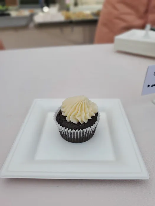 Eat More Cake Picture 3