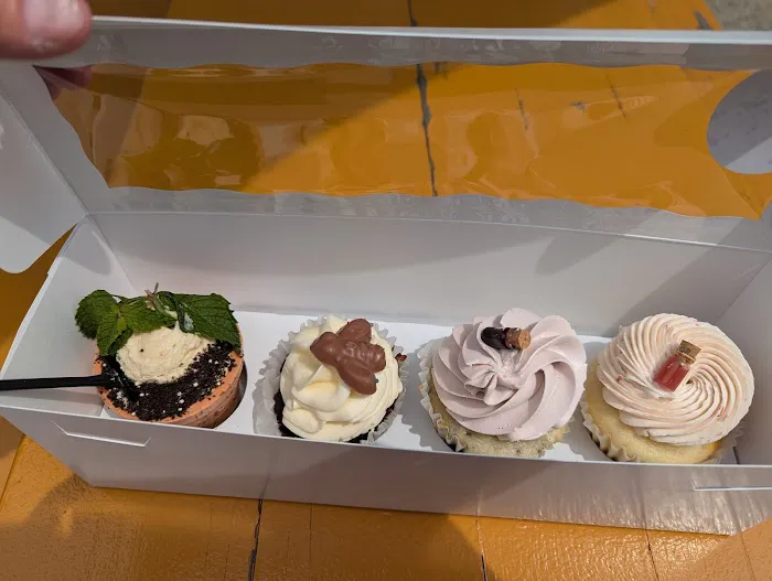 Eat More Cake Picture 7