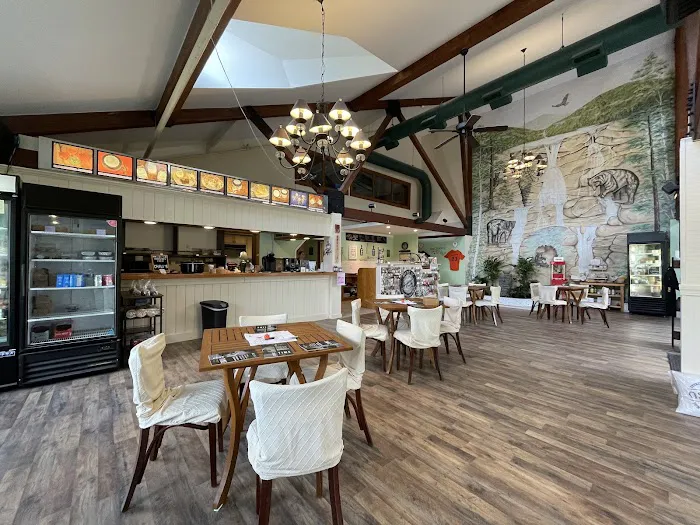 Brookline’s Finest- Takeout Meals, Cafe, Bakery & Vendor Shop Picture 3