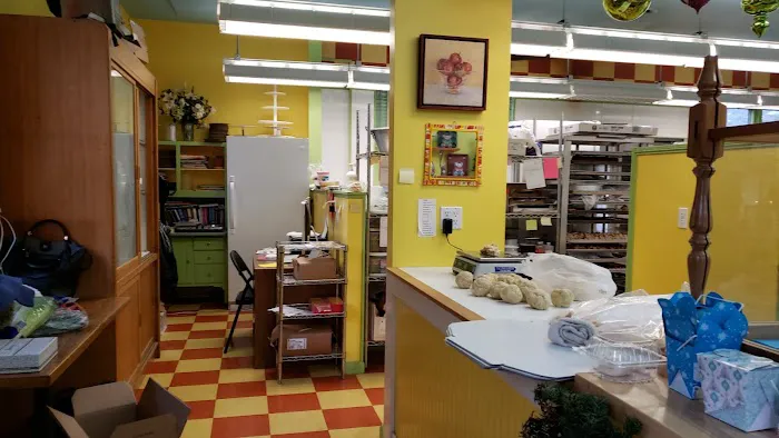 Cakes & Scones Bakery Picture 3